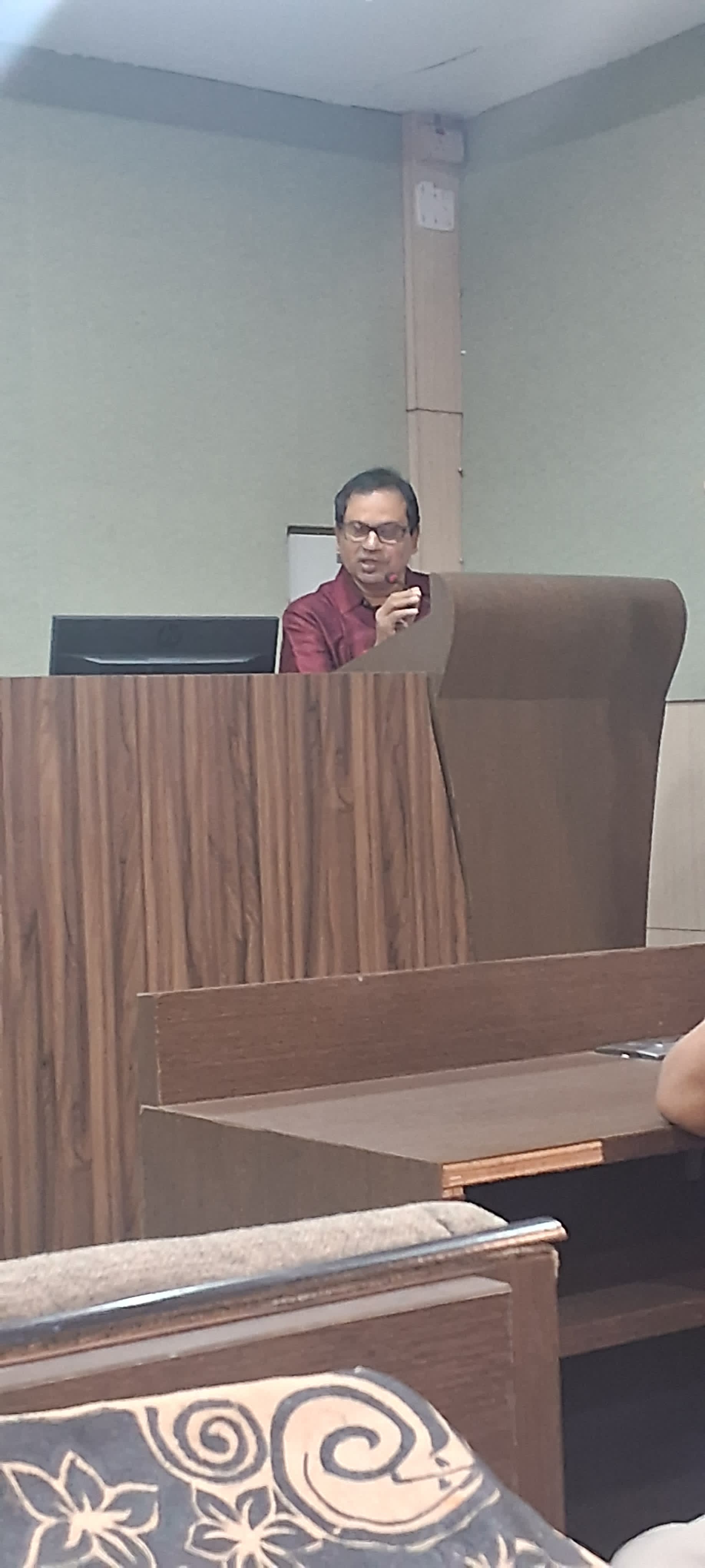 Lecture on Biggaponer Bhasa